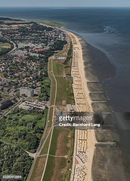 aerial view of coastline at cuxhaven - cuxhaven stock-fotos und bilder