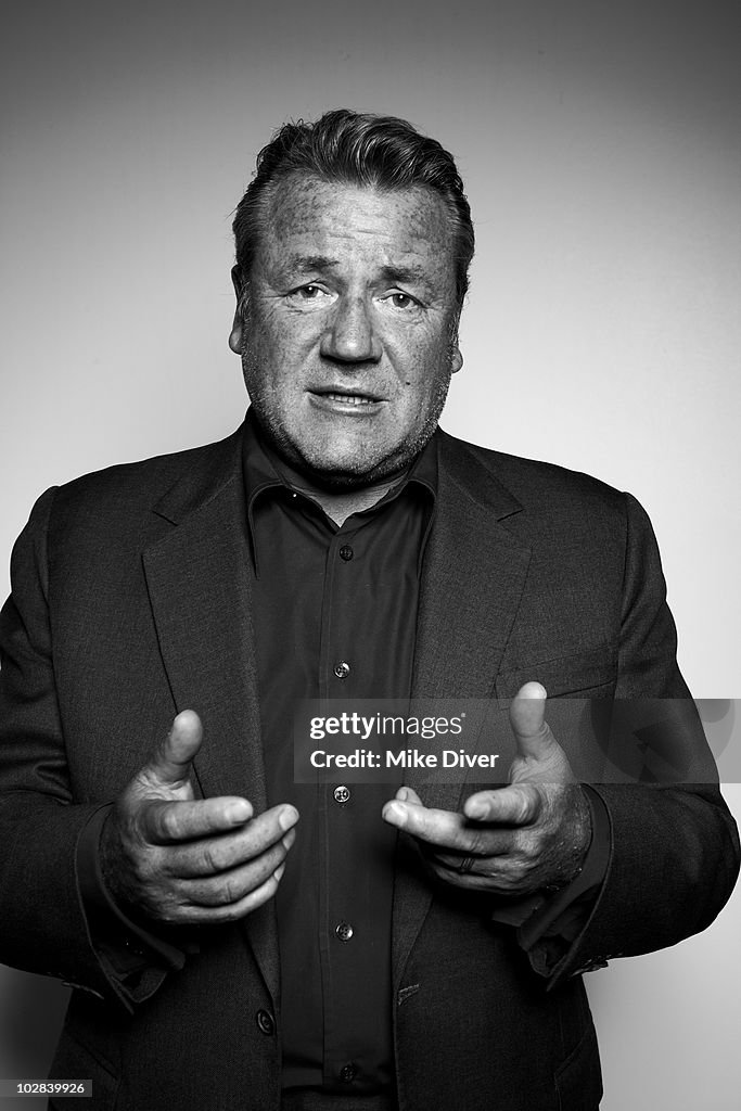 Actor Winstone Actor Ray Winstone poses for a portrait shoot in London. News Photo ...