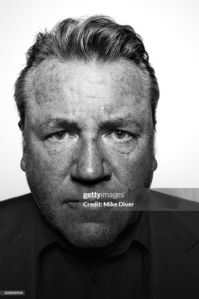 Actor Winstone Actor Ray Winstone poses for a portrait shoot in London. News Photo ...