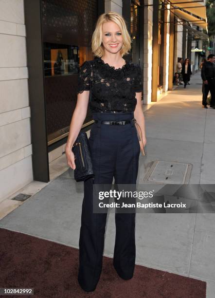 January Jones arrives at a cocktail party at the Louis Vuitton store on Rodeo Drive on July 13, 2010 in Beverly Hills, California.