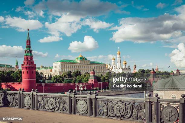 moscow kremlin - hammer and sickle stock pictures, royalty-free photos & images