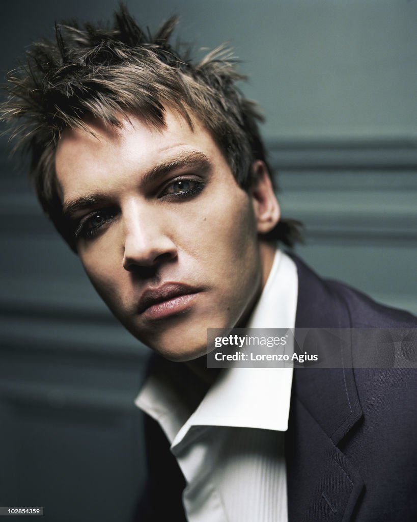 Jonathan Rys Actor Jonathan Rhys-Meyers poses for a portrait shoot in London. News ...