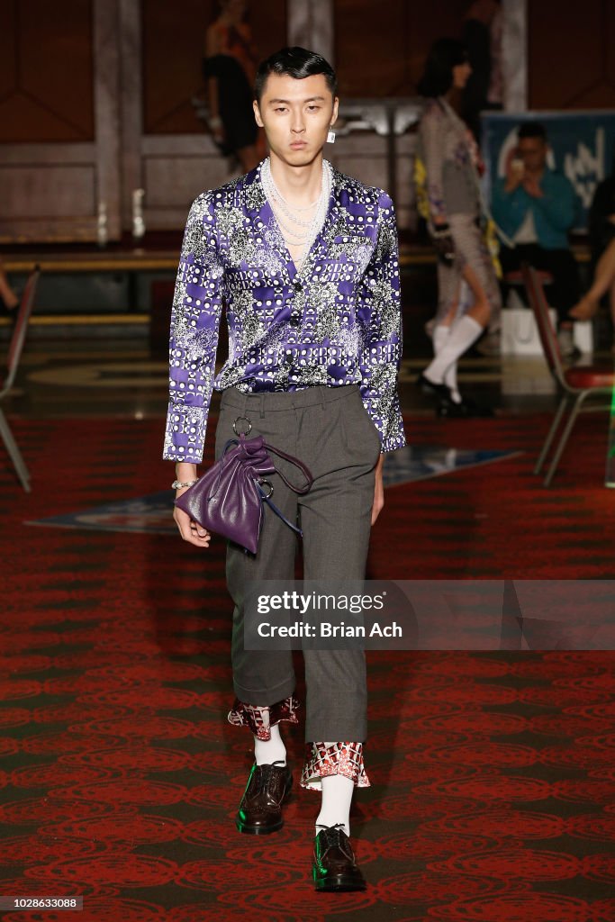 Snow Xue Gao S/S 2019 Runway Show