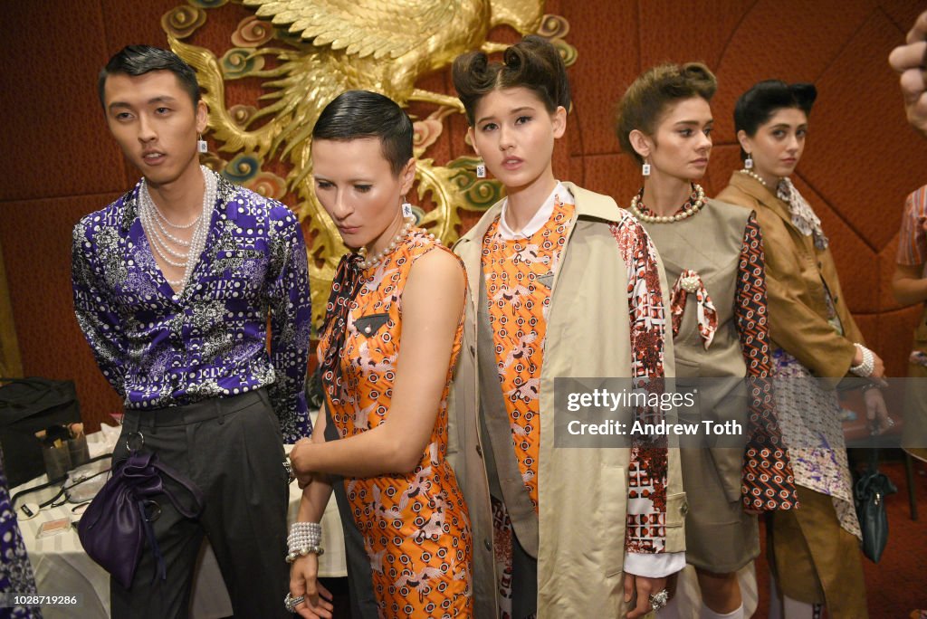 Snow Xue Gao S/S 2019 Runway Show - Backstage