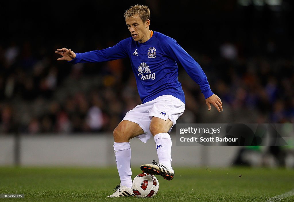 Melbourne Heart v Everton