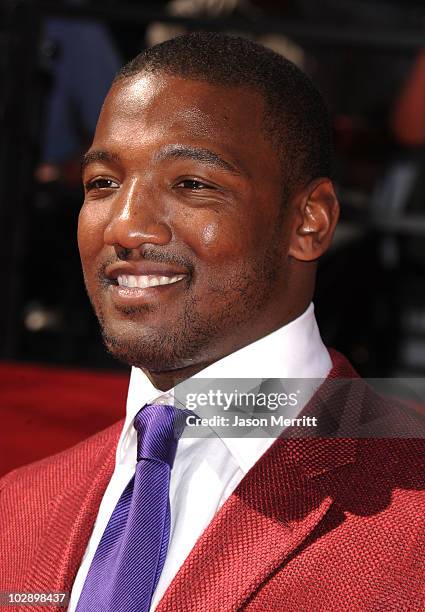 Linebacker Shaun Phillips arrives at the 2010 ESPY Awards at Nokia Theatre L.A. Live on July 14, 2010 in Los Angeles, California.