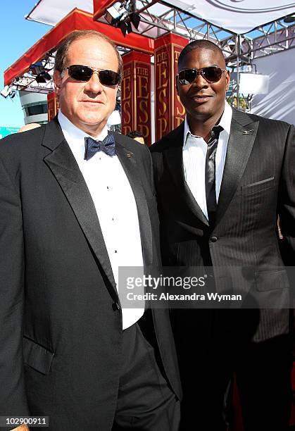 Talent Chris Berman and Keyshawn Johnson arrive at the 2010 ESPY Awards at Nokia Theatre L.A. Live on July 14, 2010 in Los Angeles, California.