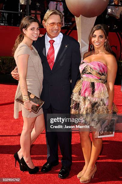 Former New York Jets quarterback Joe Namath and guests arrive at the 2010 ESPY Awards at Nokia Theatre L.A. Live on July 14, 2010 in Los Angeles,...