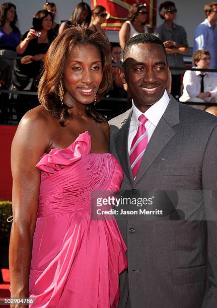 Player Lisa Leslie and husband Michael Lockwood arrives at the 2010 ESPY Awards at Nokia Theatre L.A. Live on July 14, 2010 in Los Angeles,...