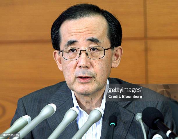 Masaaki Shirakawa, governor of the Bank of Japan, speaks during a news conference at the central bank's headquarters in Tokyo, Japan, on Thursday,...