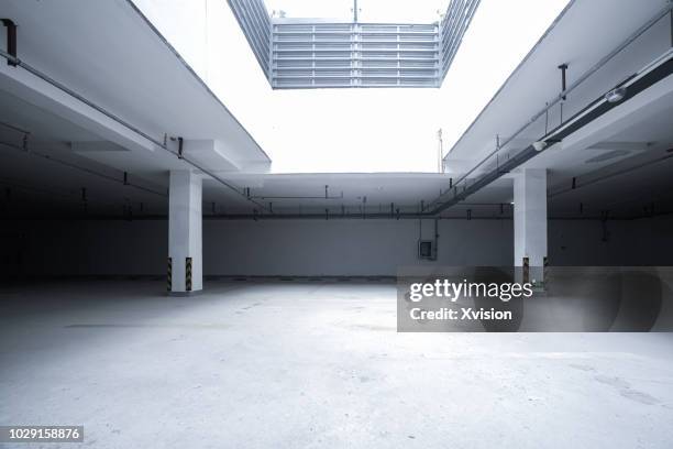 under ground parking lot for car commercial background - cave floor imagens e fotografias de stock