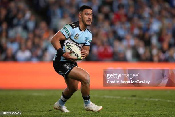 Valentine Holmes of the Sharks runs with the ball during the NRL Qualifying Final match between the Sydney Roosters and the Cronulla Sharks at...