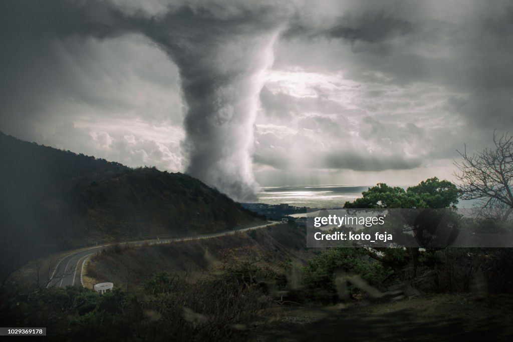 Exibição dramática Tornado