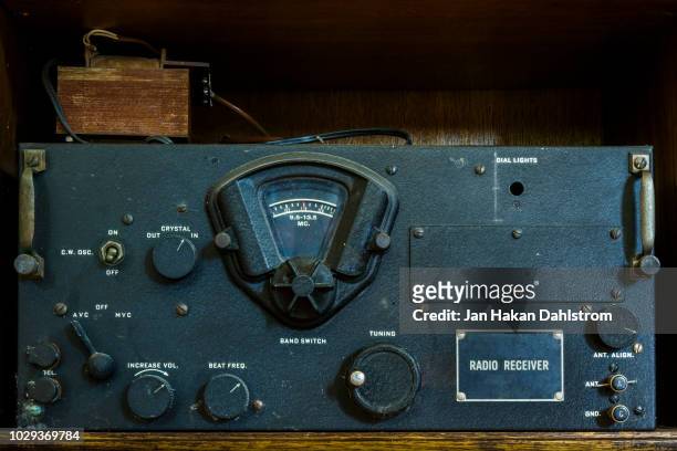 us army radio reciever - military intelligence stock pictures, royalty-free photos & images