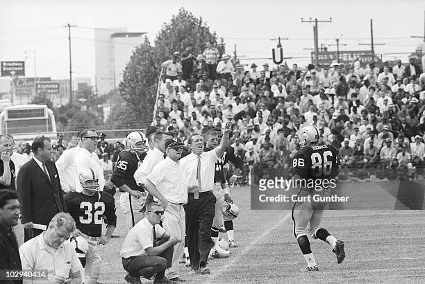 Oakland Raiders coach Al Davis on sidelines during game vs Buffalo Bills. Oakland, CA 9/15/1963 CREDIT: Curt Gunther
