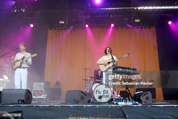 20 Fil Bo Riva Stock Photos, High-Res Pictures, and Images - Getty Images