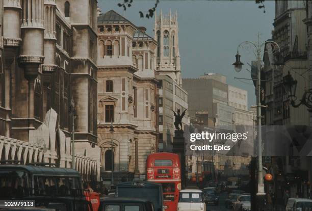 General view of traffic making it's way down Fleet Street, London circa 1970.