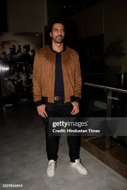 Arjun Rampan 598 Arjun Rampal Photos Stock Photos, High-Res Pictures, and Images ...