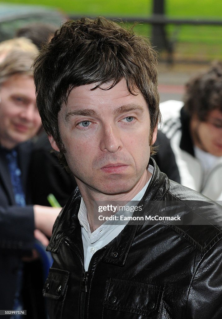 2010 Ivor Novello Awards - Arrivals