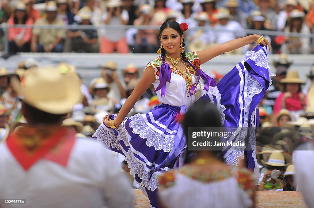 La Guelaguetza