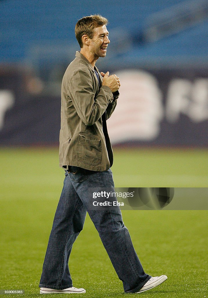 SuperLiga 2010 - New England Revolution v Monarcas Morelia