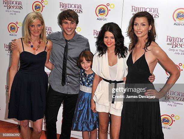 Director Elizabeth Allen, Hutch Dano, Joey King, Selena Gomez and Bridget Moynahan attends the premiere of "Ramona and Beezus" in Madison Square Park...