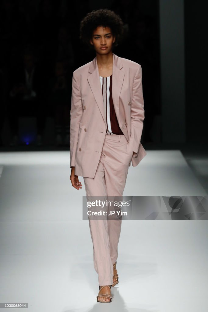 BOSS Womenswear & Menswear - Runway - September 2018 - New York Fashion Week