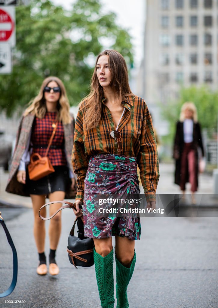 Street Style - New York Fashion Week September 2018 - Day 5