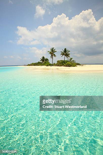 mathidhoo island - islets stock pictures, royalty-free photos & images