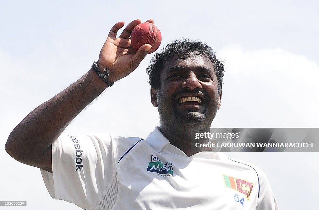 Sri Lankan cricketer Muttiah Muralithara