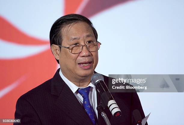 Pham Gia Khiem, Vietnam's foreign minister, speaks at a luncheon in Hanoi, Vietnam, on Thursday, July 22, 2010. The U.S. Said it will intensify...