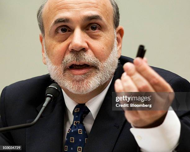 Ben S. Bernanke, chairman of the U.S. Federal Reserve, delivers his semiannual monetary policy report to the House Financial Services Committee in...