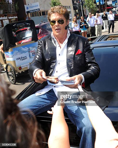 David Hasselhoff Rolator The Hasselhoffs Photos and Premium High Res Pictures - Getty Images