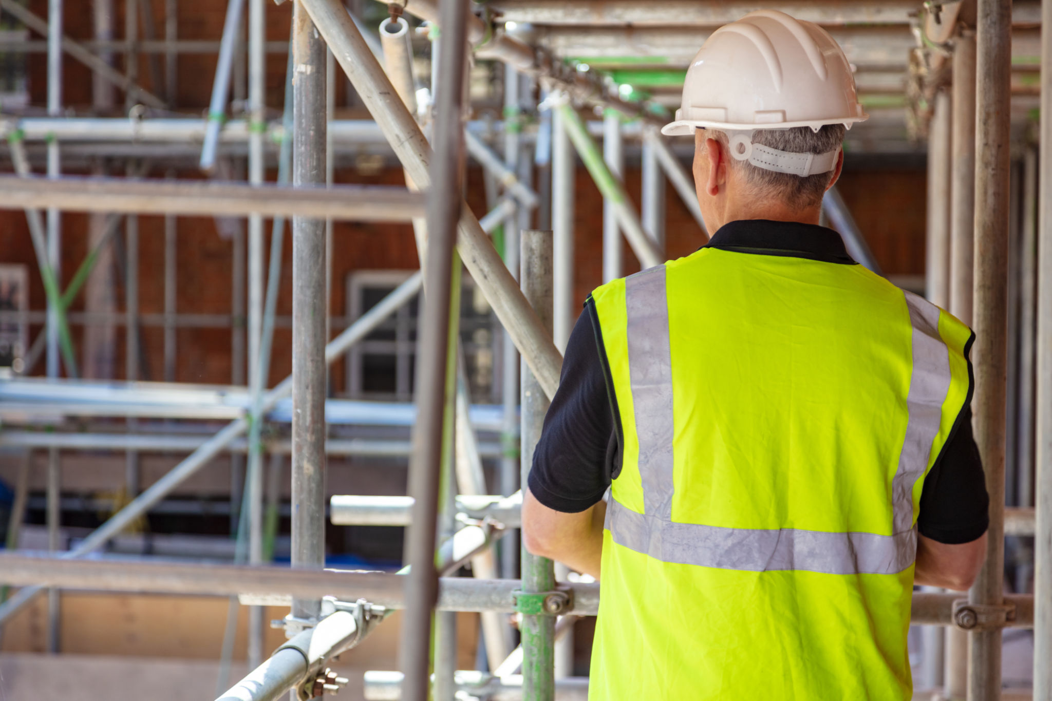 scaffold workers