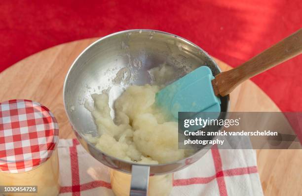 canning applesauce - homemade apple sauce stock pictures, royalty-free photos & images