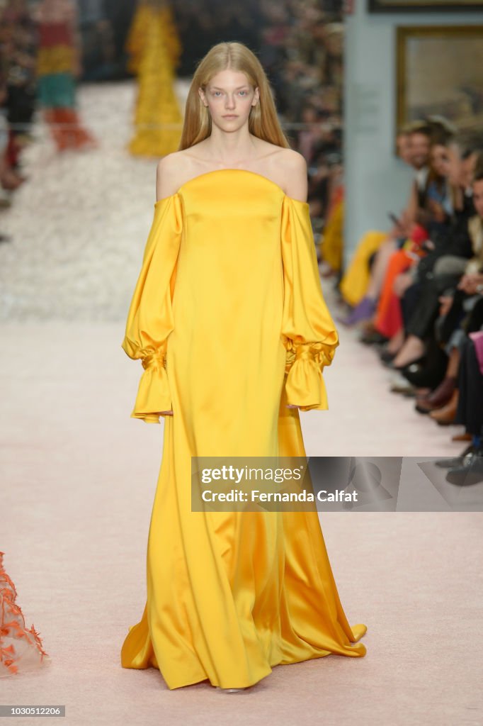 Carolina Herrera - Runway - September 2018 - New York Fashion Week: The Shows