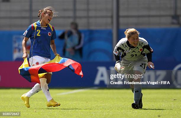 Lina Taborda and Alexandra Avendano of Colombia celebrate after winning the FIFA U20 Women's World Cup Quarter Final match between Sweden and...