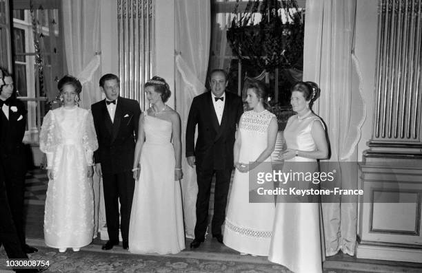 La princessse Anne d'Angleterre invitée au bal donné par l'ambassadeur de Grande-Bretagne, Christopher Soames pour ses enfants Emma et Nicholas à...