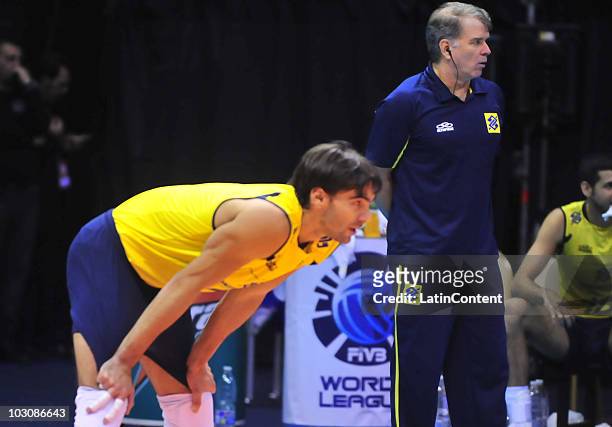 Coach Bernardinho and Giba of Brazil during the final match of FIVB World League against Russia at Orfeo Superdromo on July 25, 2010 in Cordoba,...