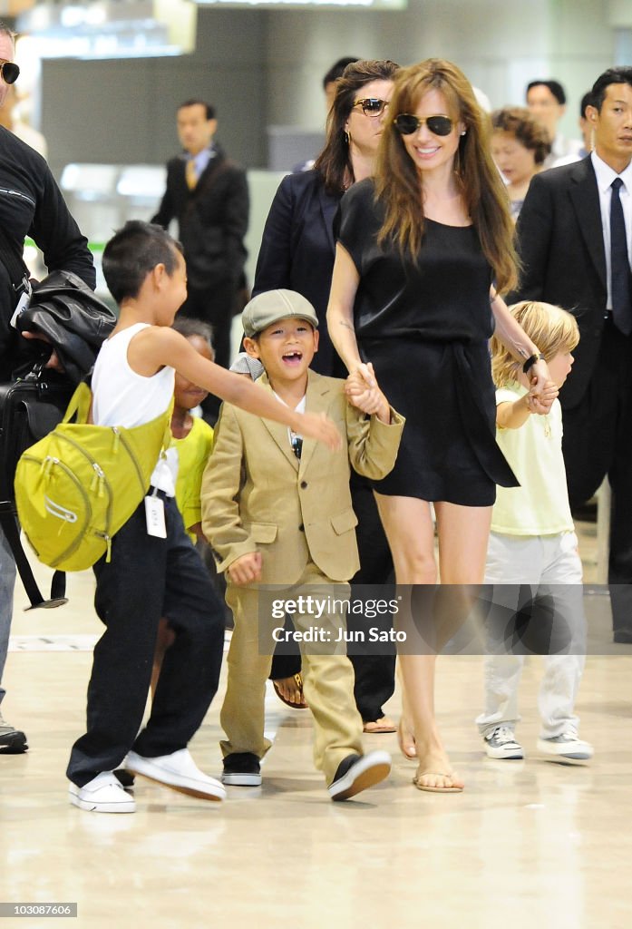 Angelina Jolie Arrives Japan