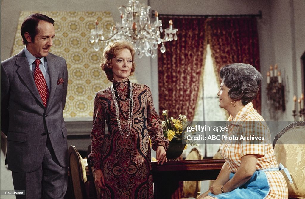 WILLIAM SCHALLERT;BARBARA BAXLEY;CARMEN ZAPATA