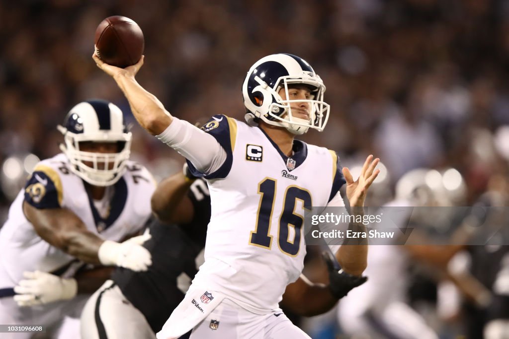 Los Angeles Rams v Oakland Raiders