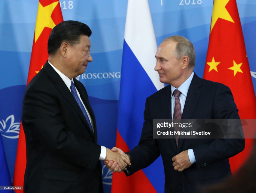 Russian President Vladimir Putin meets Chinese President Xi Jinping in Vladivoslok