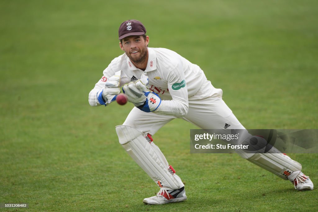 Worcestershire v Surrey - Specsavers County Championship: Division One