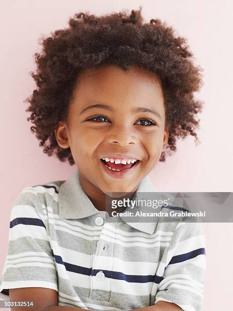 boy laughing - 男の子だけ ストックフォトと画像