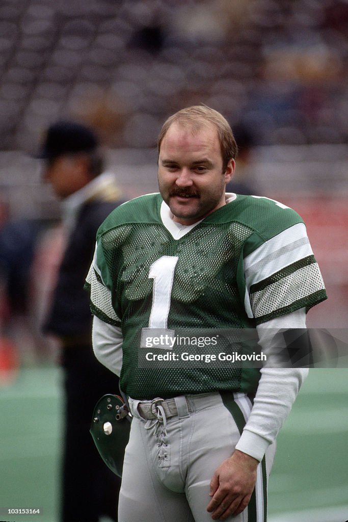 Kicker Tony Franklin of the Philadelphia Eagles looks on from the