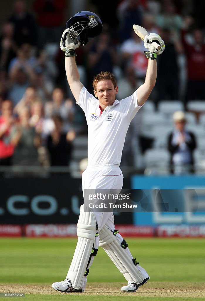 England v Pakistan: 1st Test - Day One