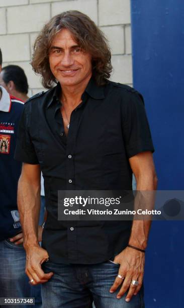 Singer Luciano Ligabue arrives at the photocall during Giffoni Experience 2010 on July 29, 2010 in Giffoni Valle Piana, Italy.