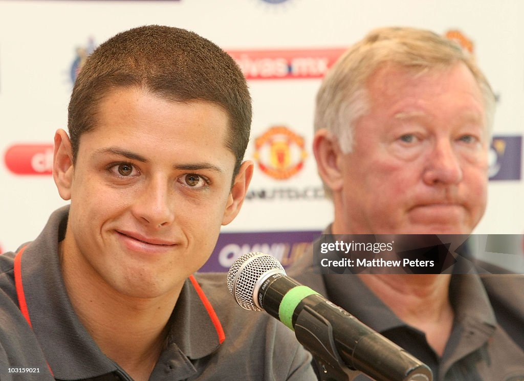 Sir Alex Ferguson And Javier Hernandez Hold Press Conference In Mexico