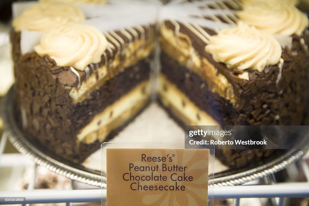 American Idols Celebrate National Cheesecake Day at The Cheesecake Factory